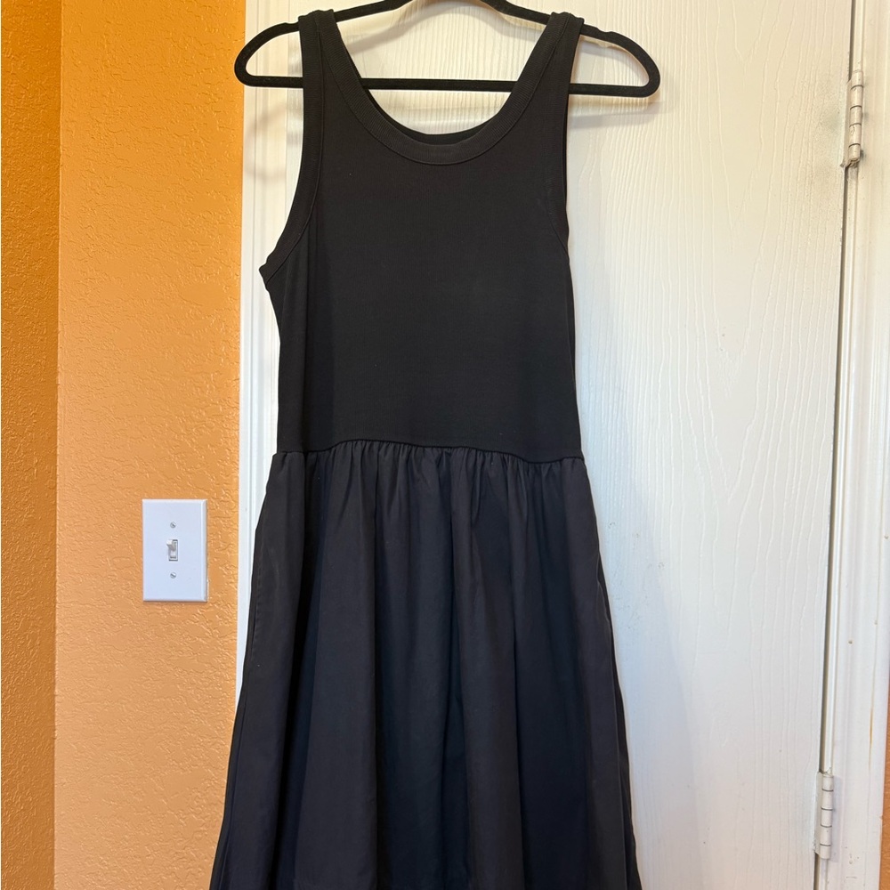 Free Assembly Black Sleeveless Midi Dress